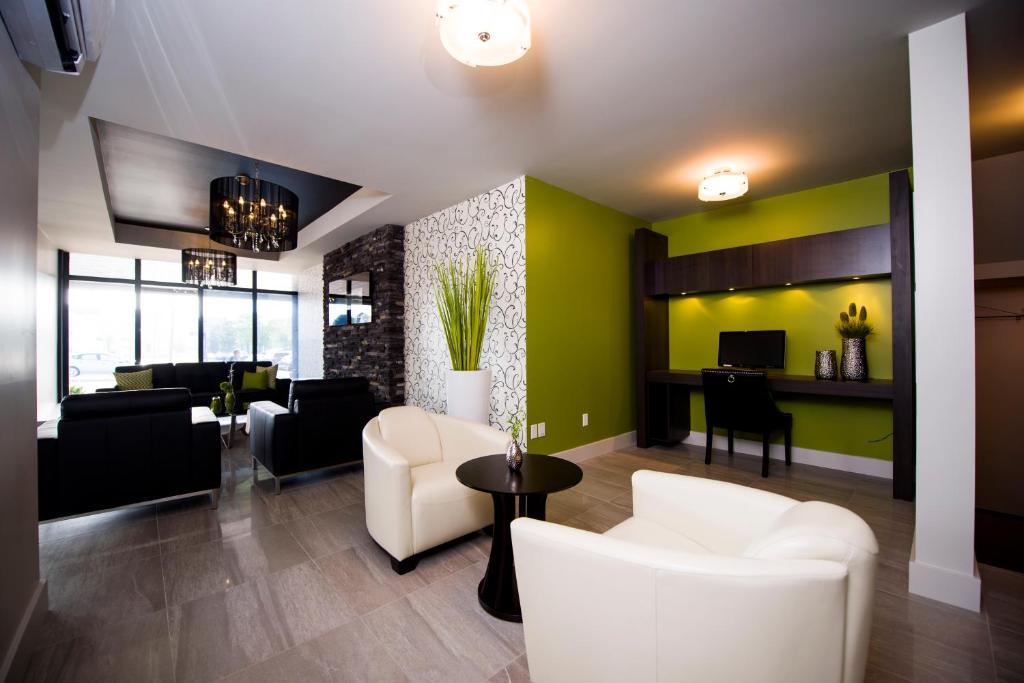 V Hotel & Suites Moncton Bagian luar foto